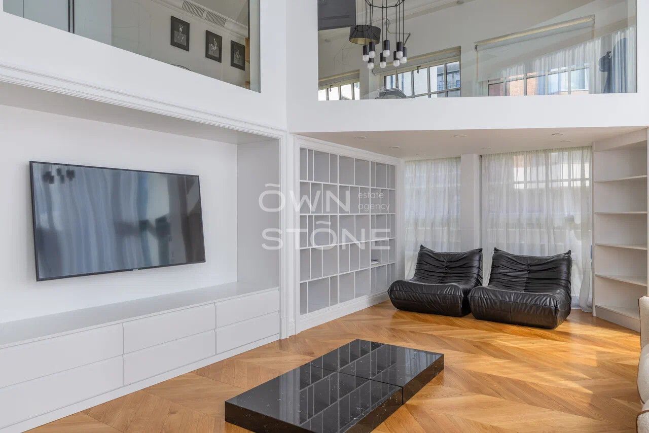 6-комнатная, 305 м² — 3 500 000 ₽