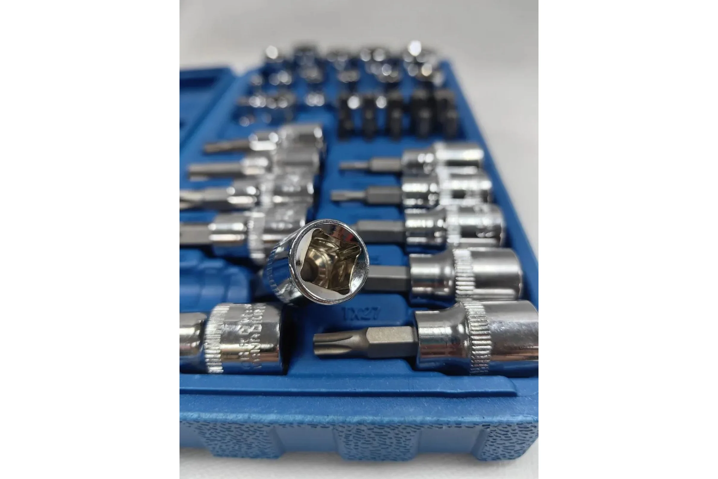 Набор головок KINGQUEEN Torx 3/8"DR 34 Предмета WIB-90013 WIB-90013-blue