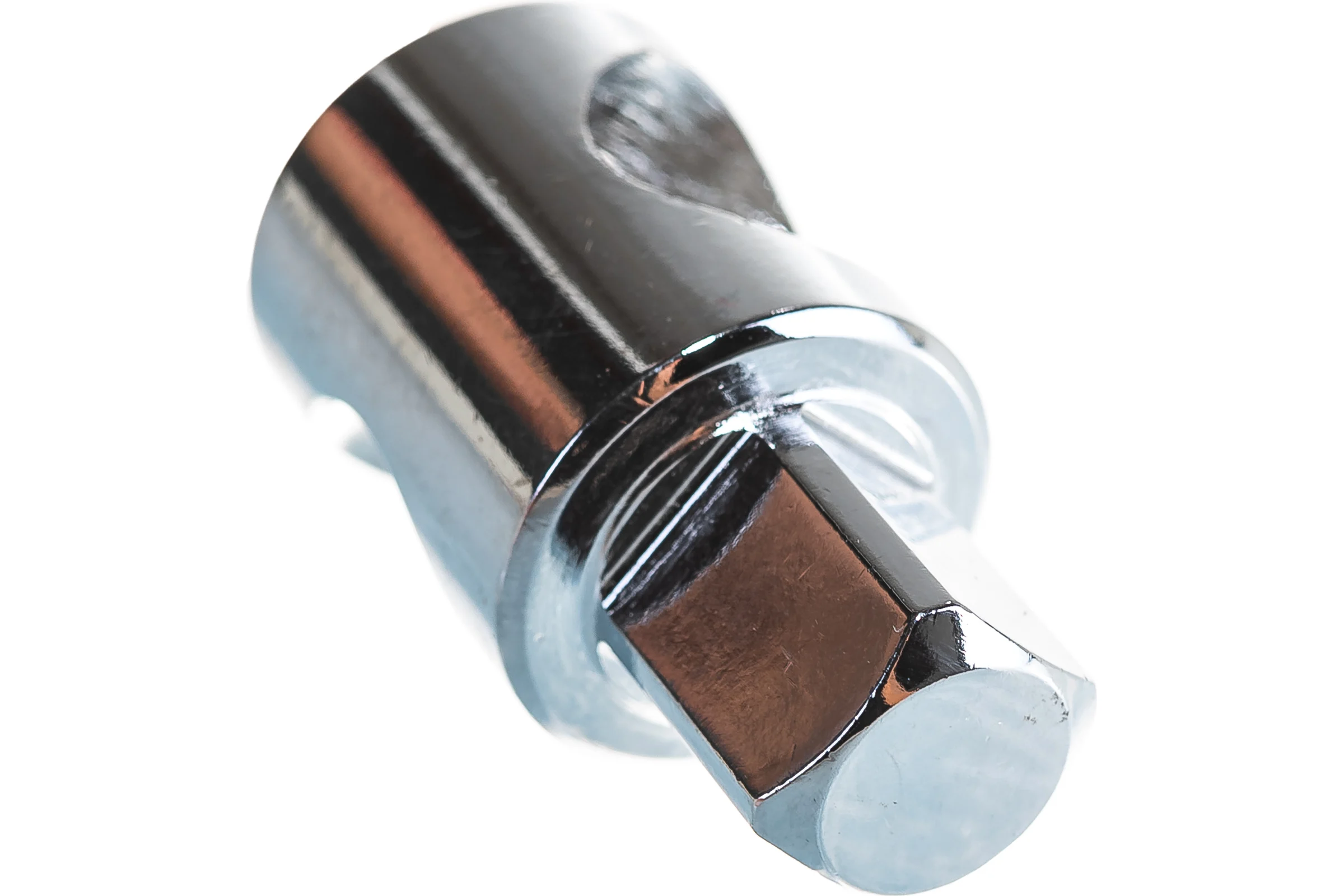 Адаптер с отверстием под вороток (1/2"M х 3/8"F) CUSTOR 6803004