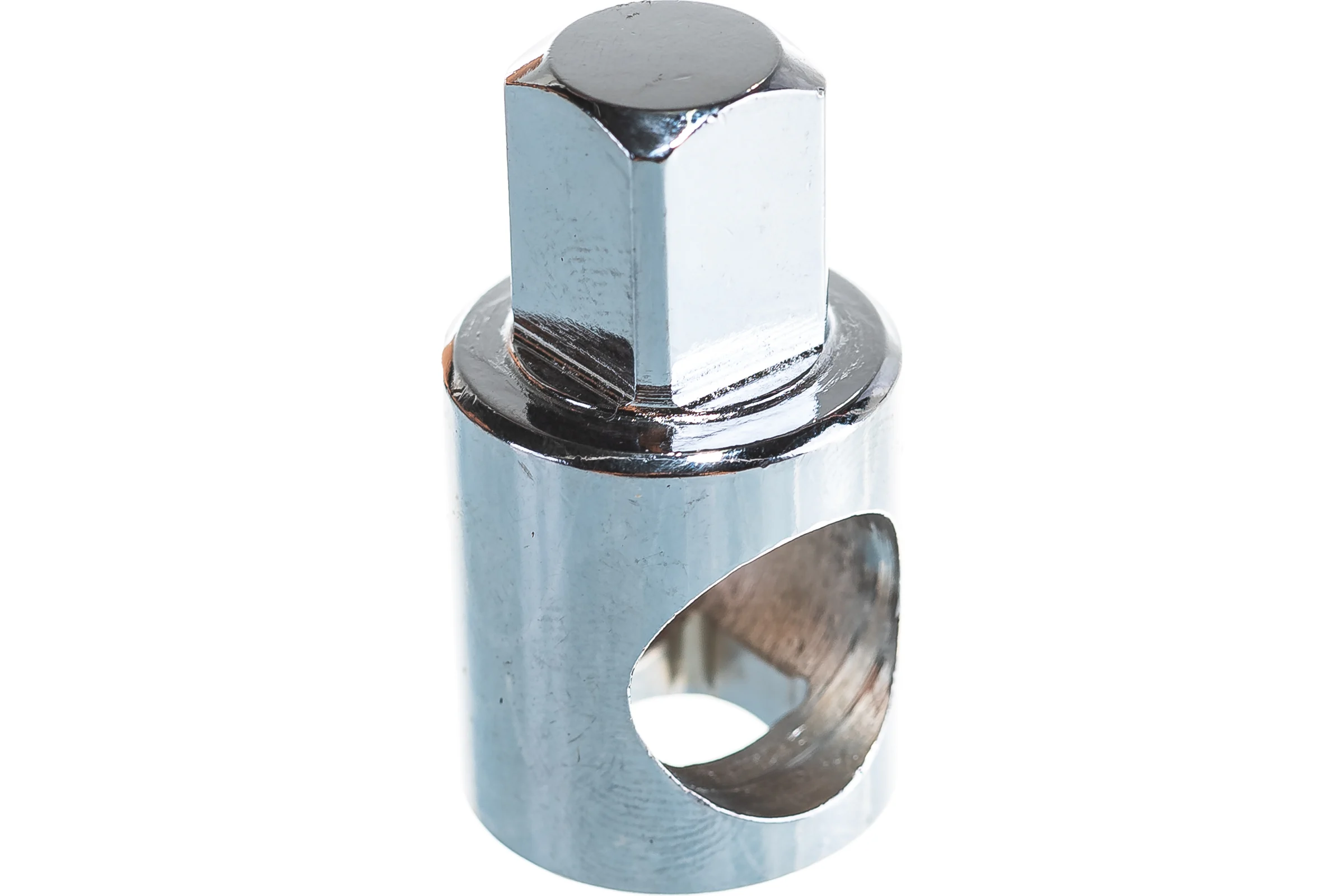 Адаптер с отверстием под вороток (1/2"M х 3/8"F) CUSTOR 6803004