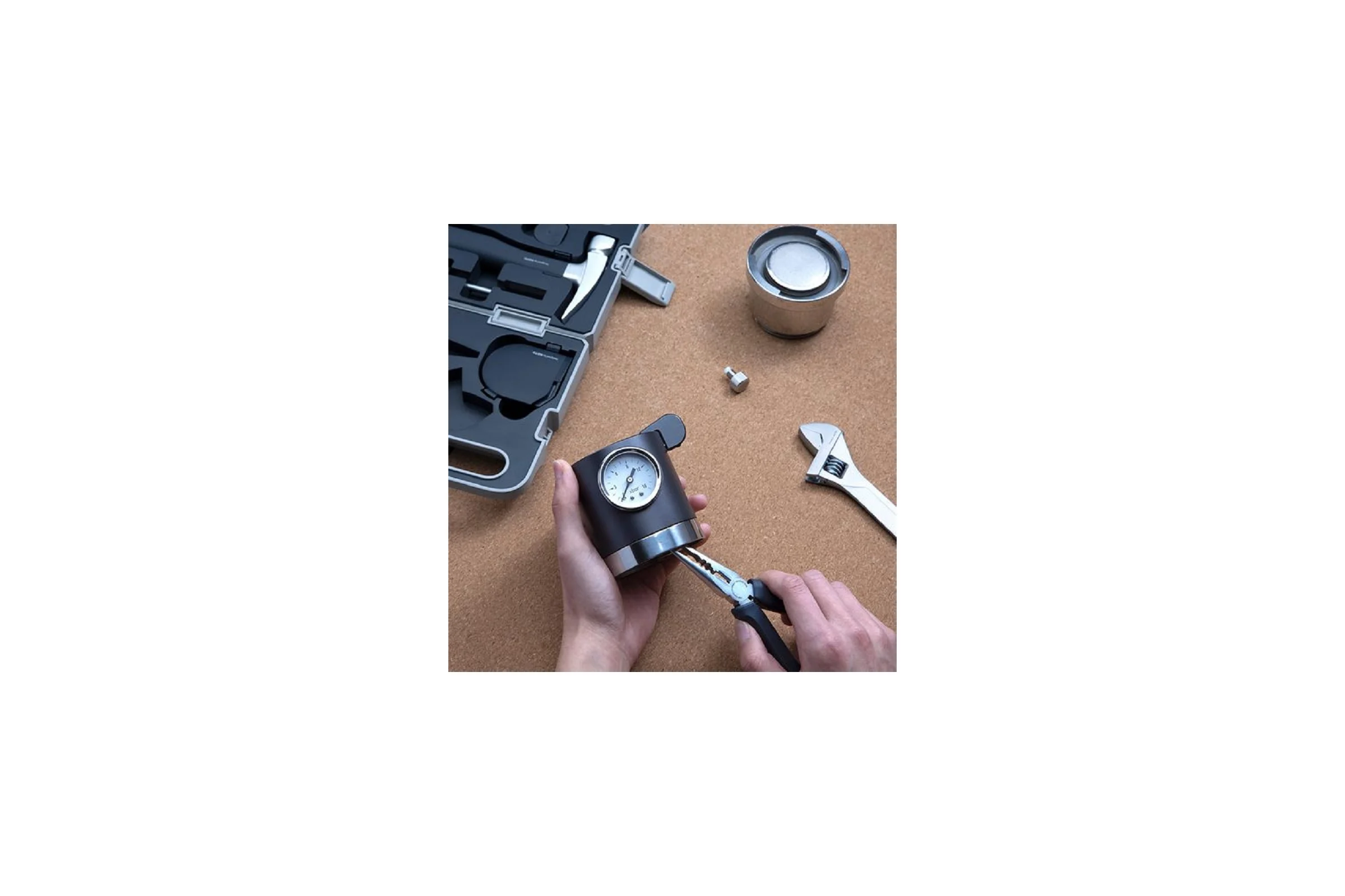 Набор инструментов с аккумуляторной отвёрткой HOTO 3.6V Screwdriver Tool Set HTT0020GL