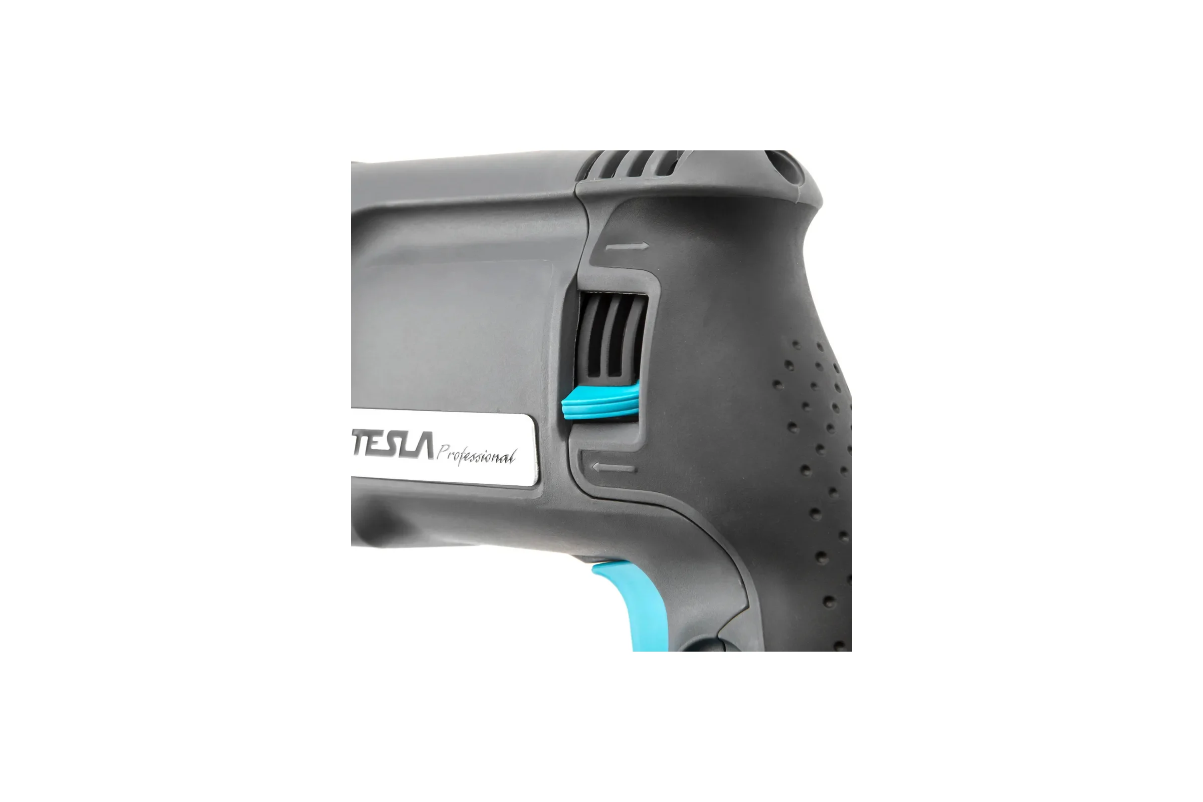 Перфоратор Tesla TR820QC 820Вт SDS+ 26мм 0-1150об/мин 3.2Дж 3 режима кейс 621373