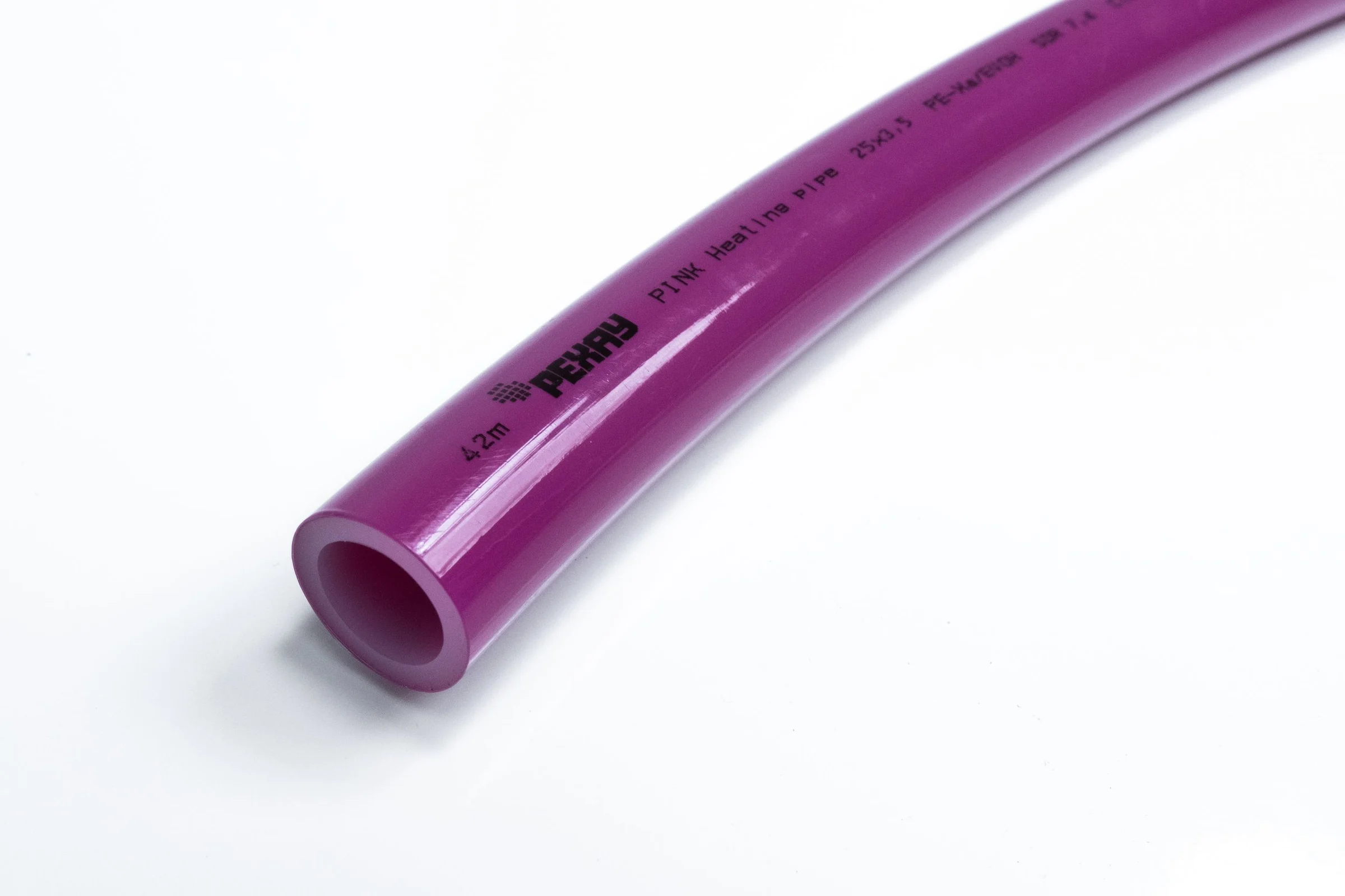 Отопительная труба РЕХАУ PINK 25x3.5 мм, бухта 50 м 11360623050