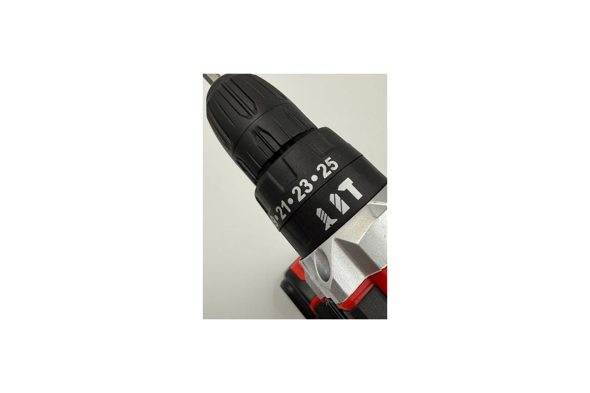 Дрель-шуруповерт BlackWeld аккумуляторная DZ04-2R 21V 2.0Ah 150155