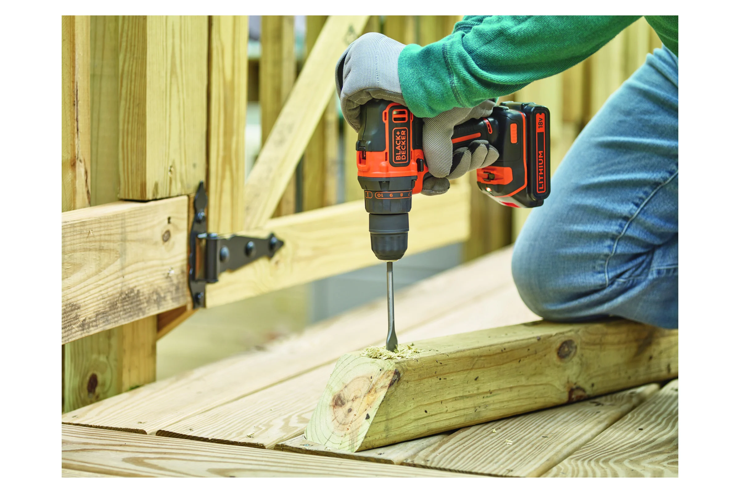 Аккумуляторная дрель-шуруповерт Black+Decker BDCDD186K1B