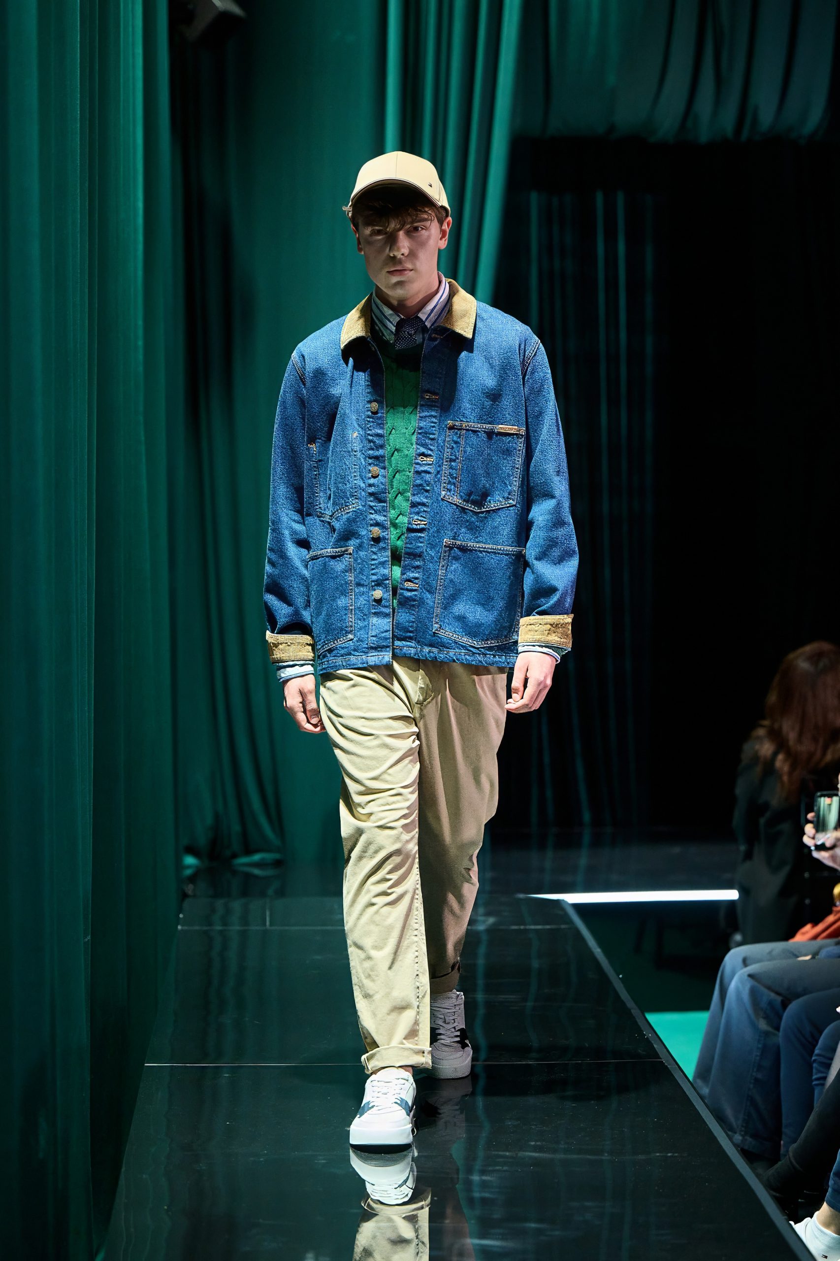 TOMMY HILFIGER _ 01