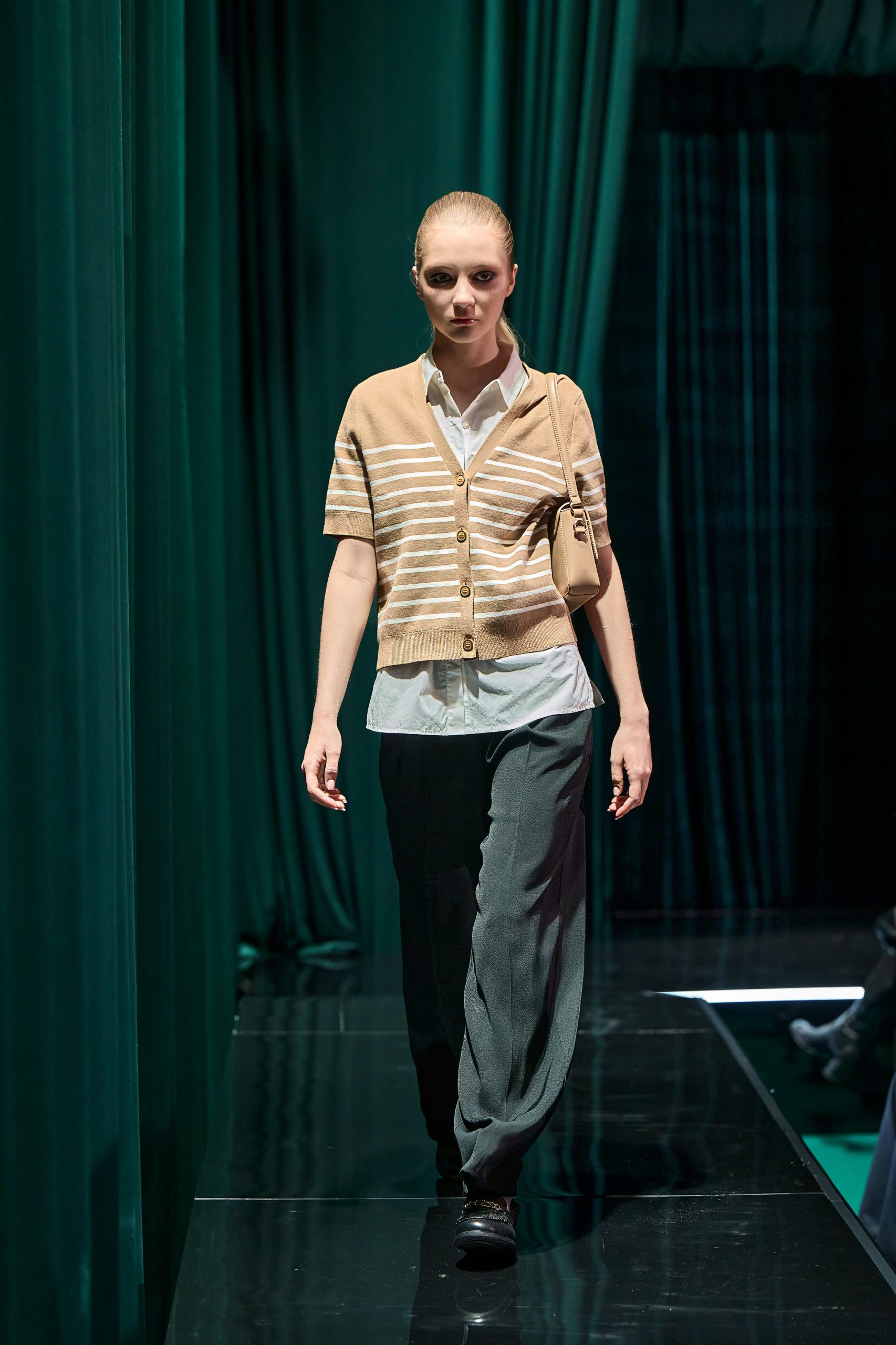 TOMMY HILFIGER _ 14