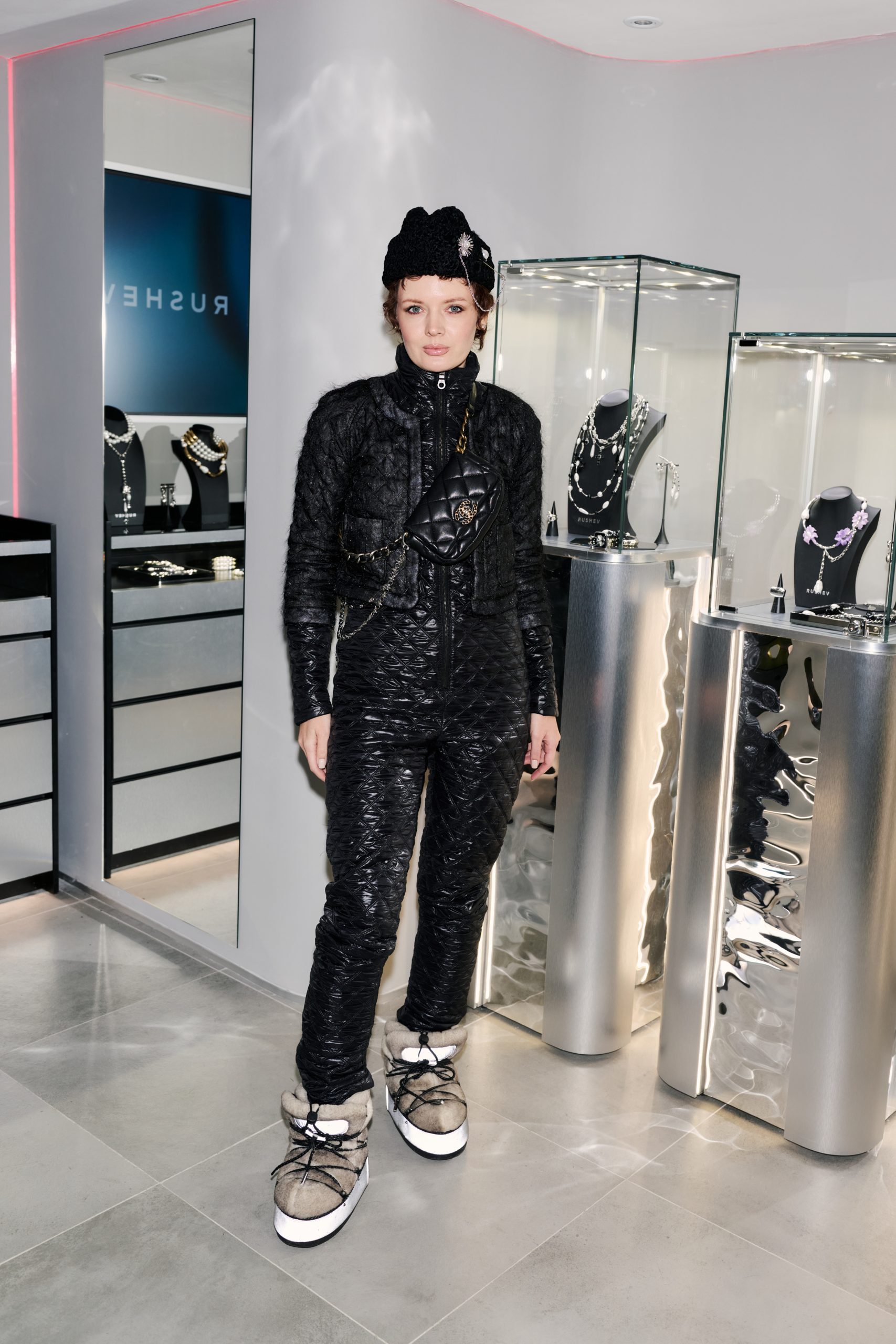 Инна Комбарова