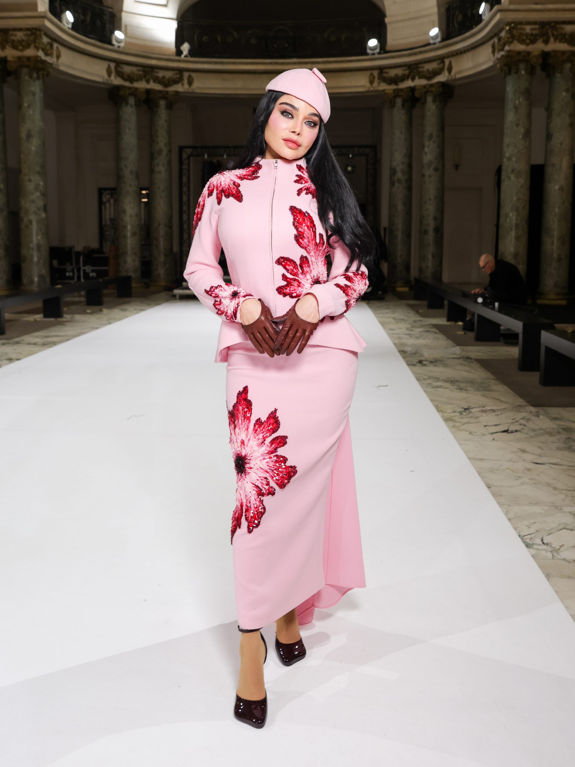 Хаифа Вэхбэ4