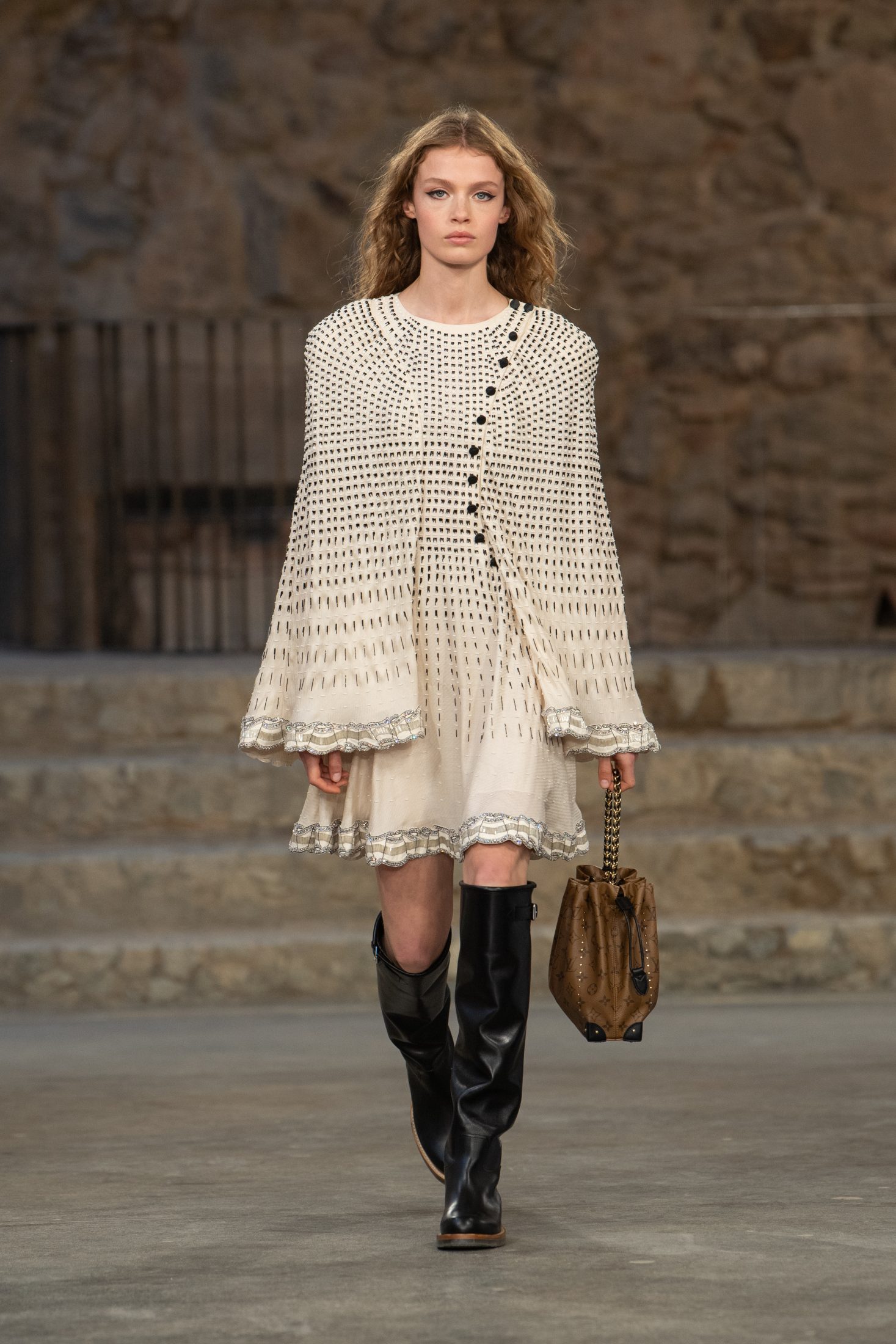 круизный показ Louis Vuitton 2025