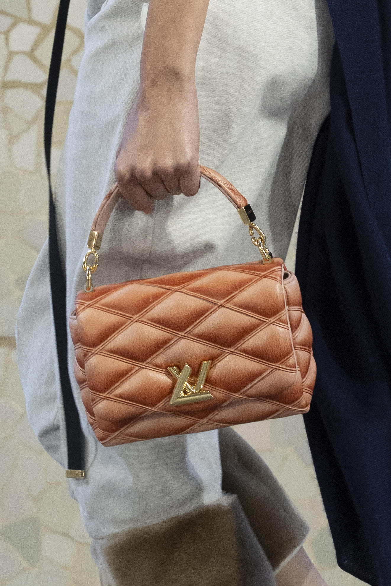 круизный показ Louis Vuitton 2025