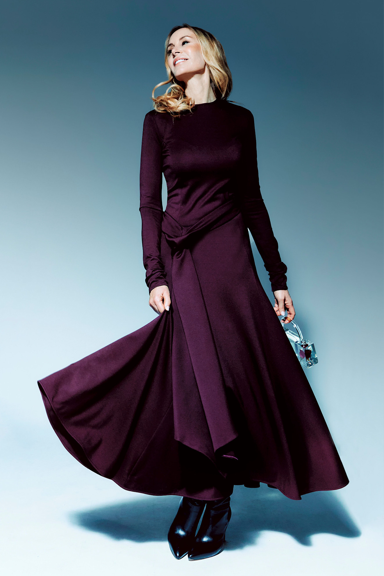 фиолетовый цвет 