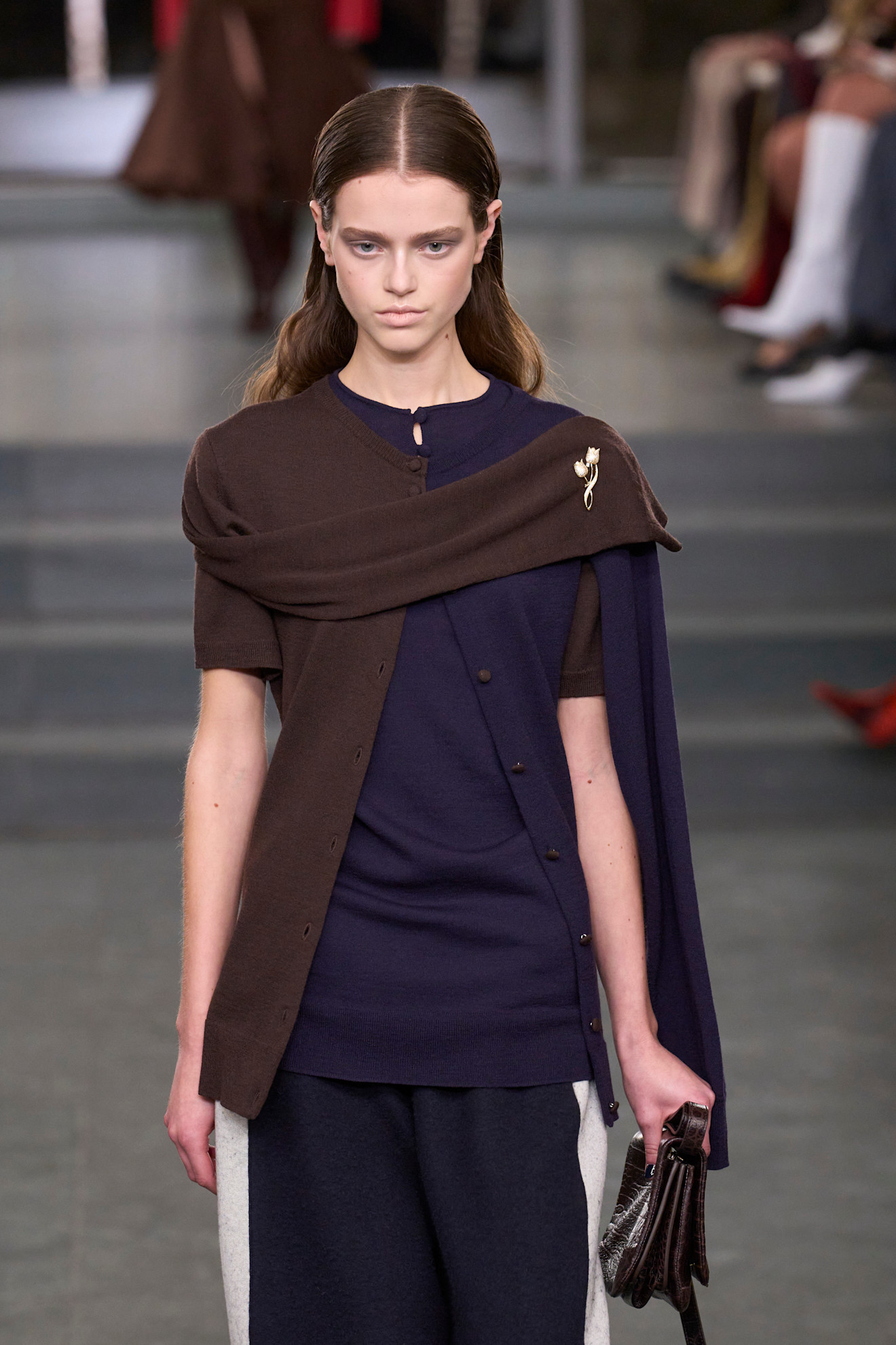 фиолетовый цвет 