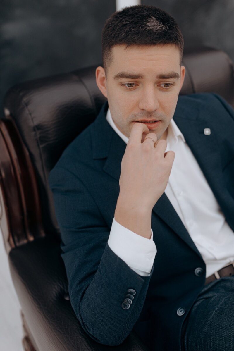 Ефремов Лев