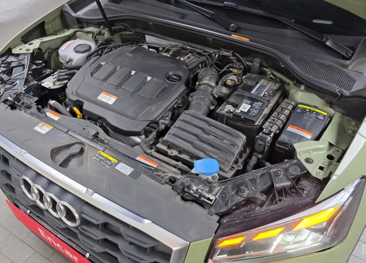 Audi Q2 4