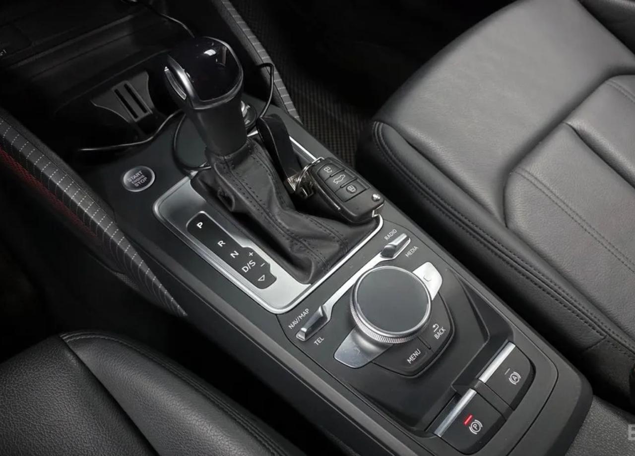 Audi Q2 6