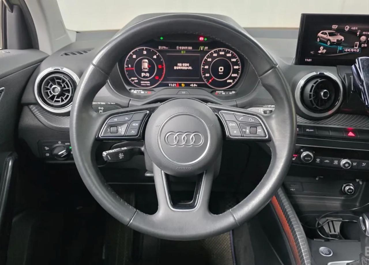 Audi Q2 7