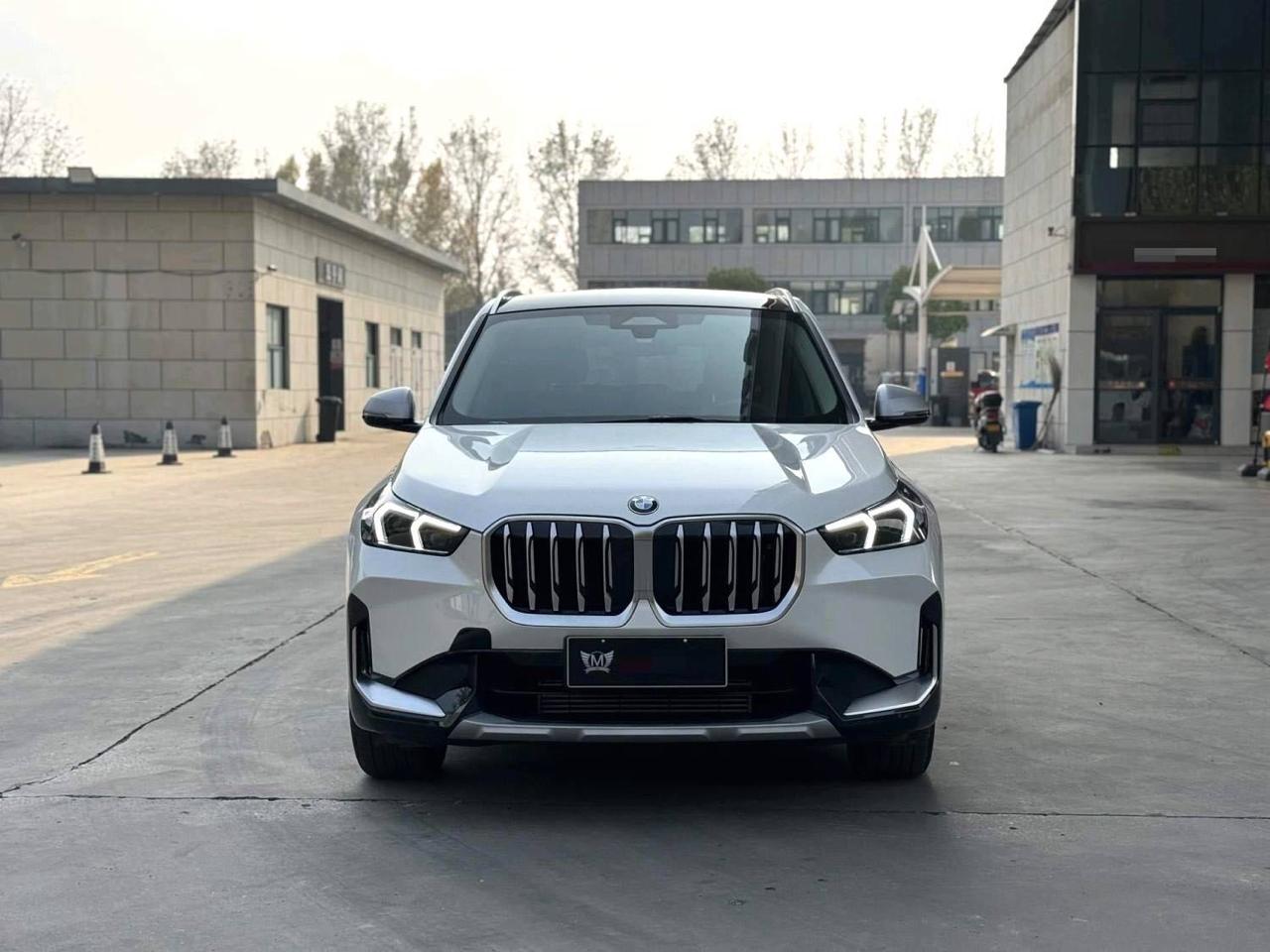 BMW X1 3