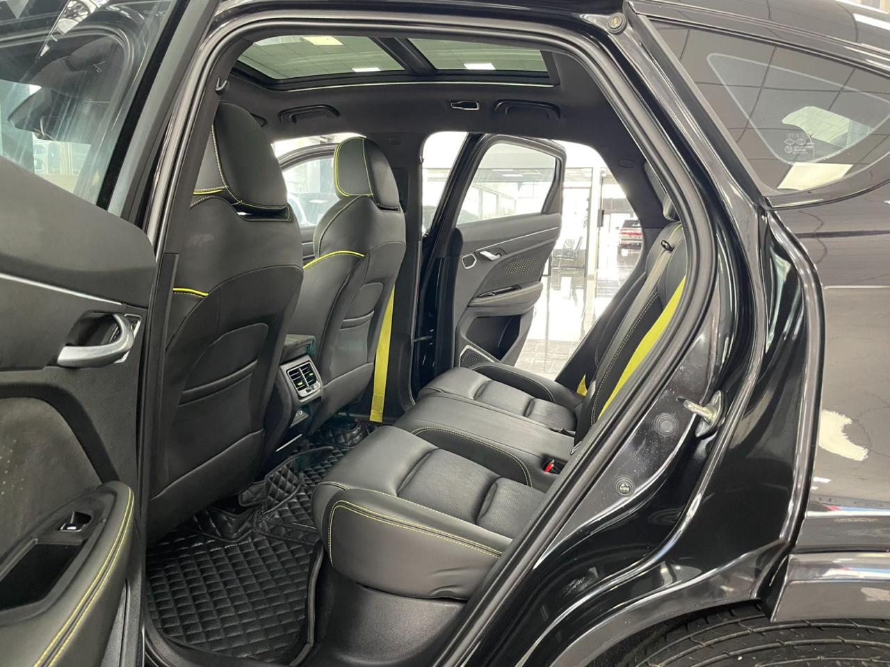 Geely Tugella 5
