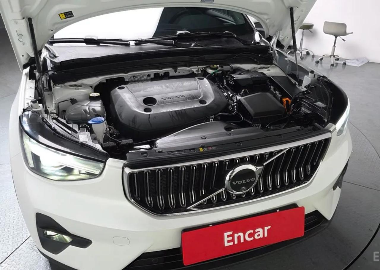 Volvo XC60 4