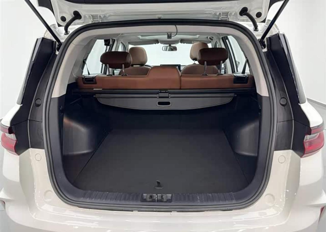 Geely Vision X6 PRO 8