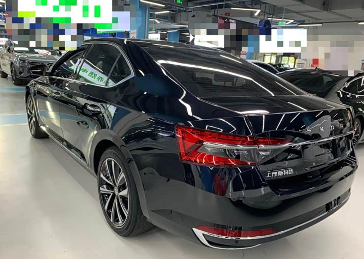 Skoda Superb 4