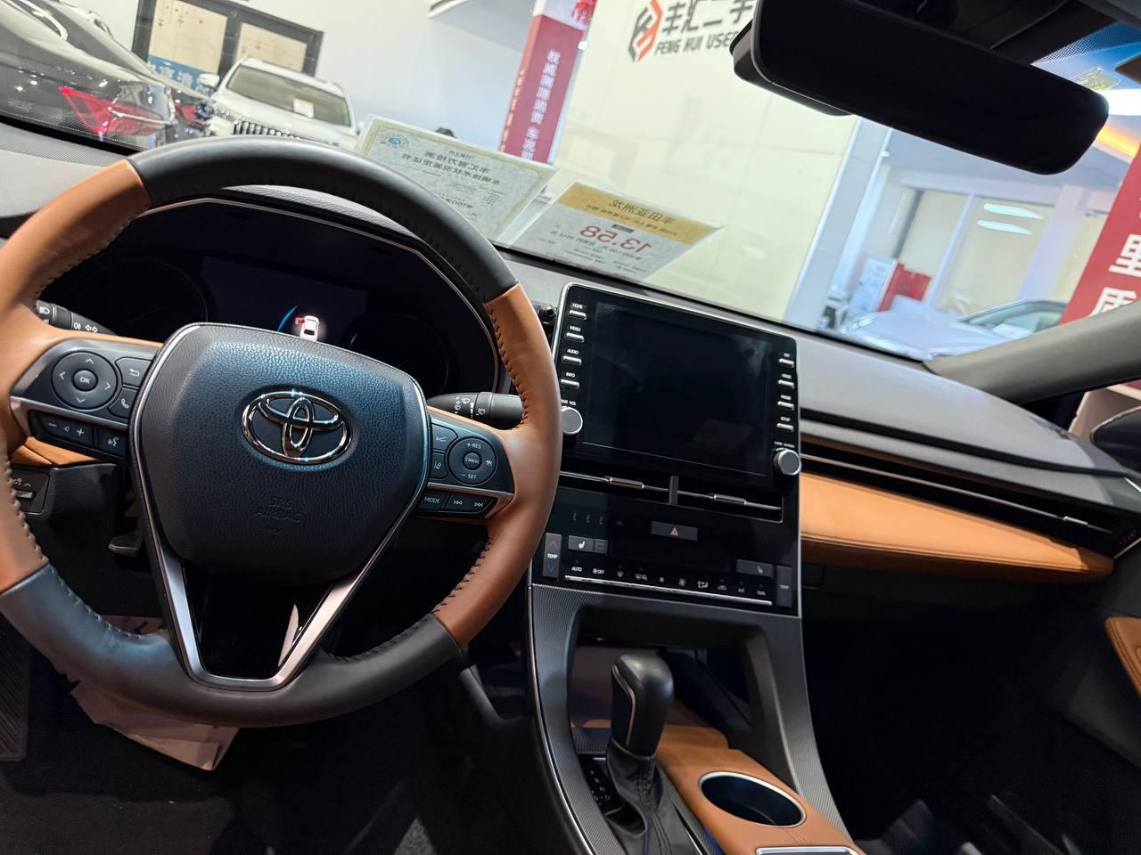 Toyota Avalon 5