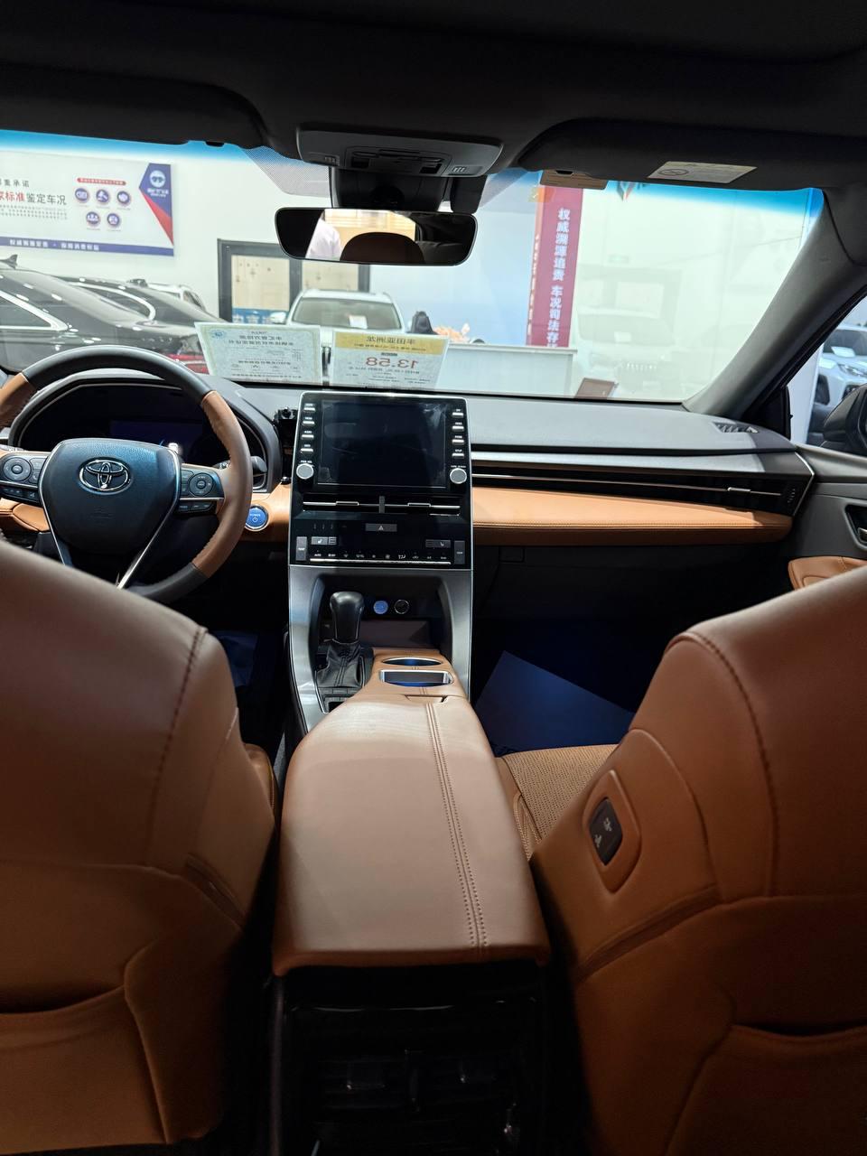 Toyota Avalon 6