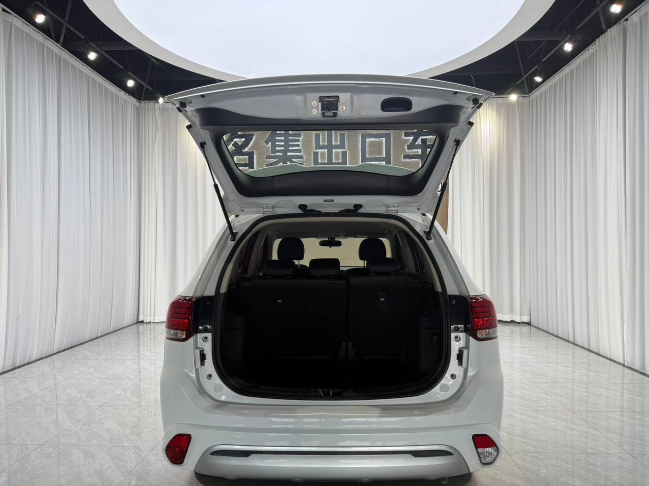 Mitsubishi Outlander 5