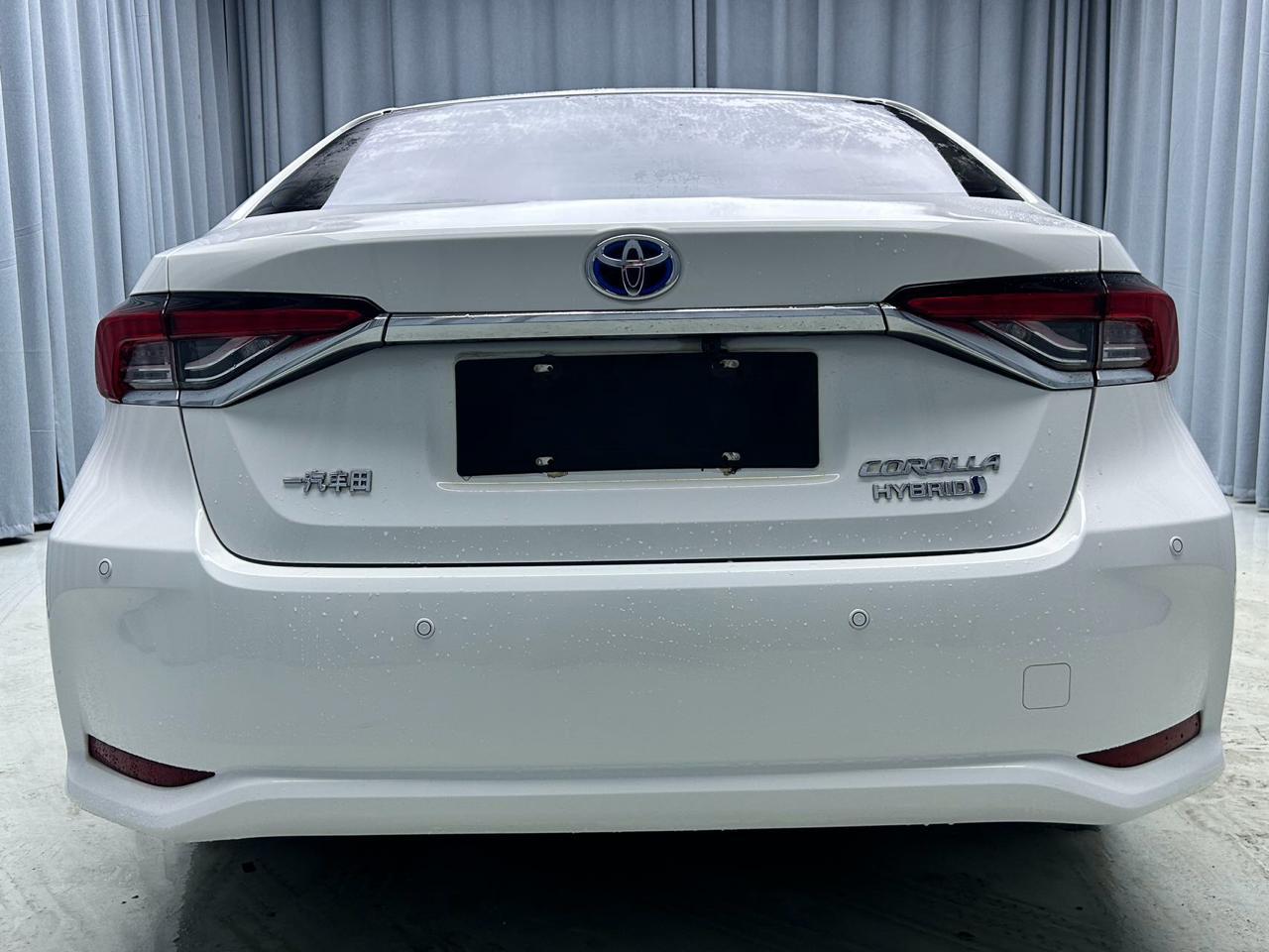 Toyota Corolla Hybrid 3