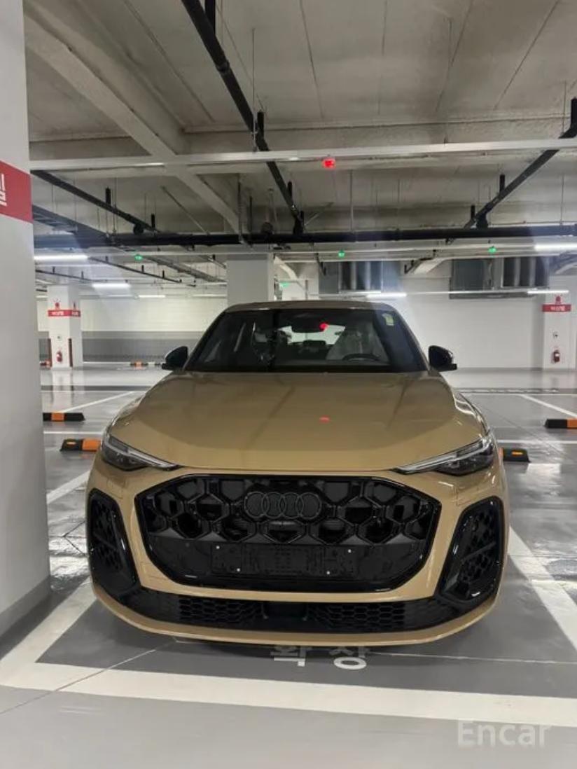 Audi Q5 4