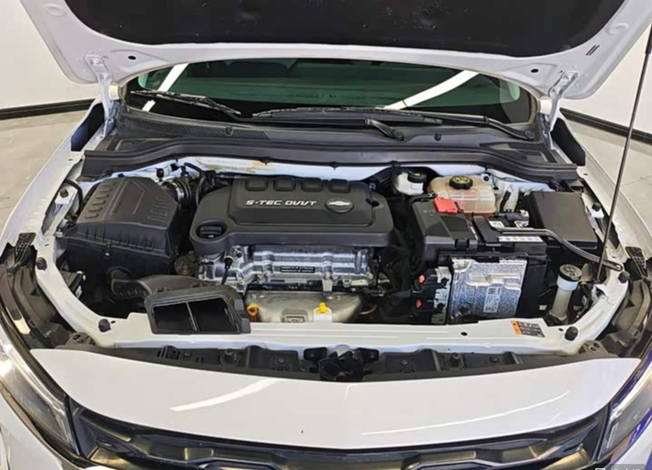 Chevrolet CRUZE 4