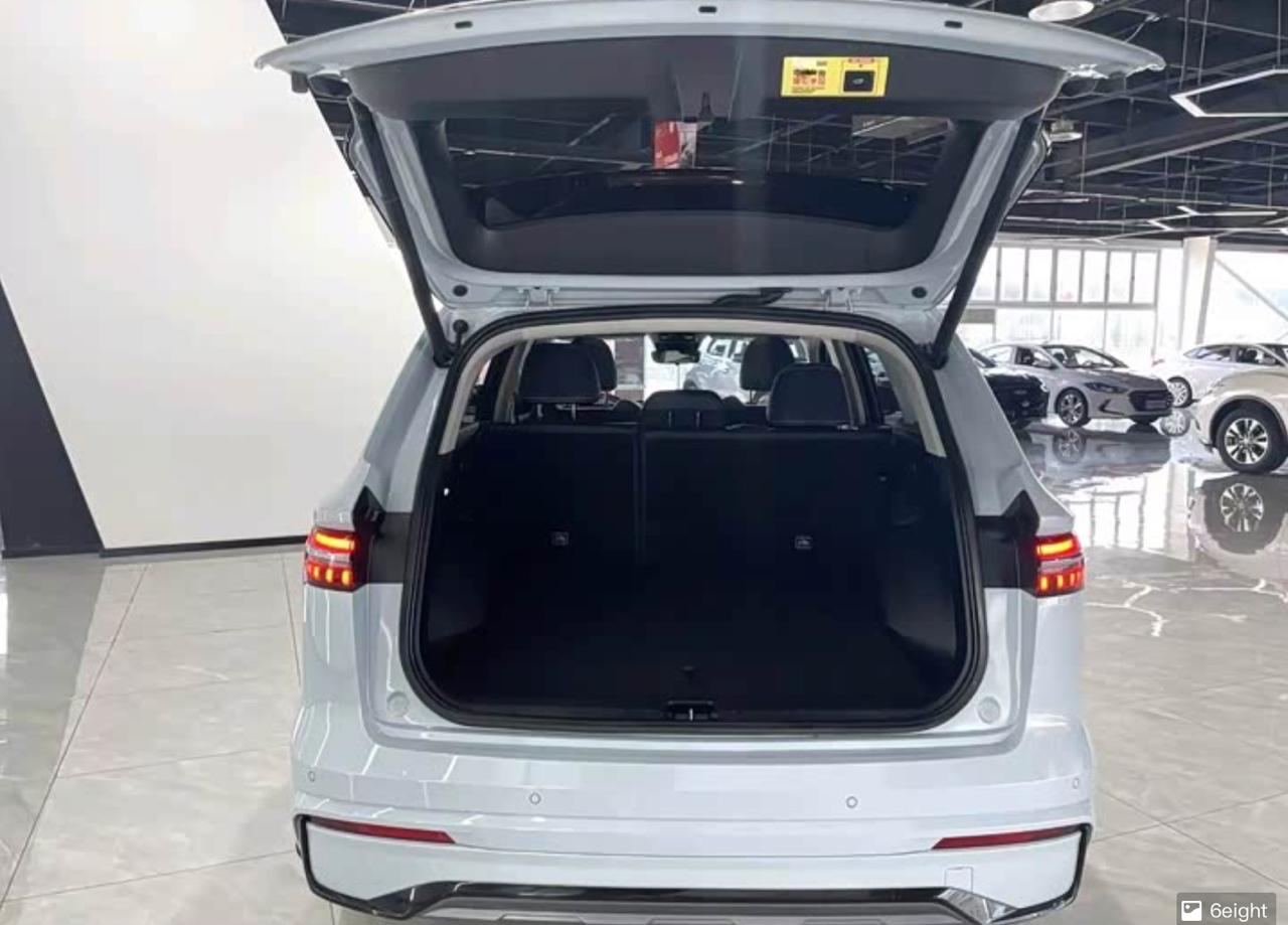Geely Monjaro 2