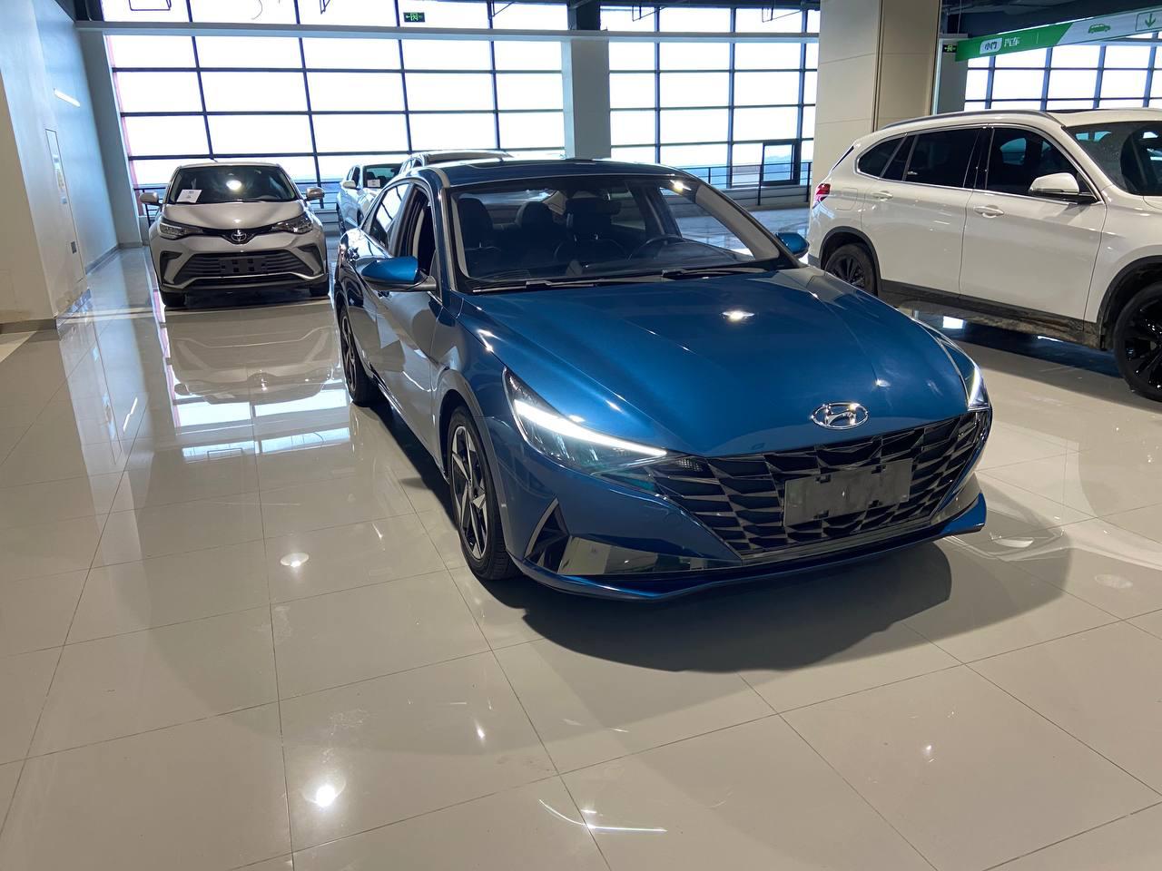 Hyundai Elantra CN7 2