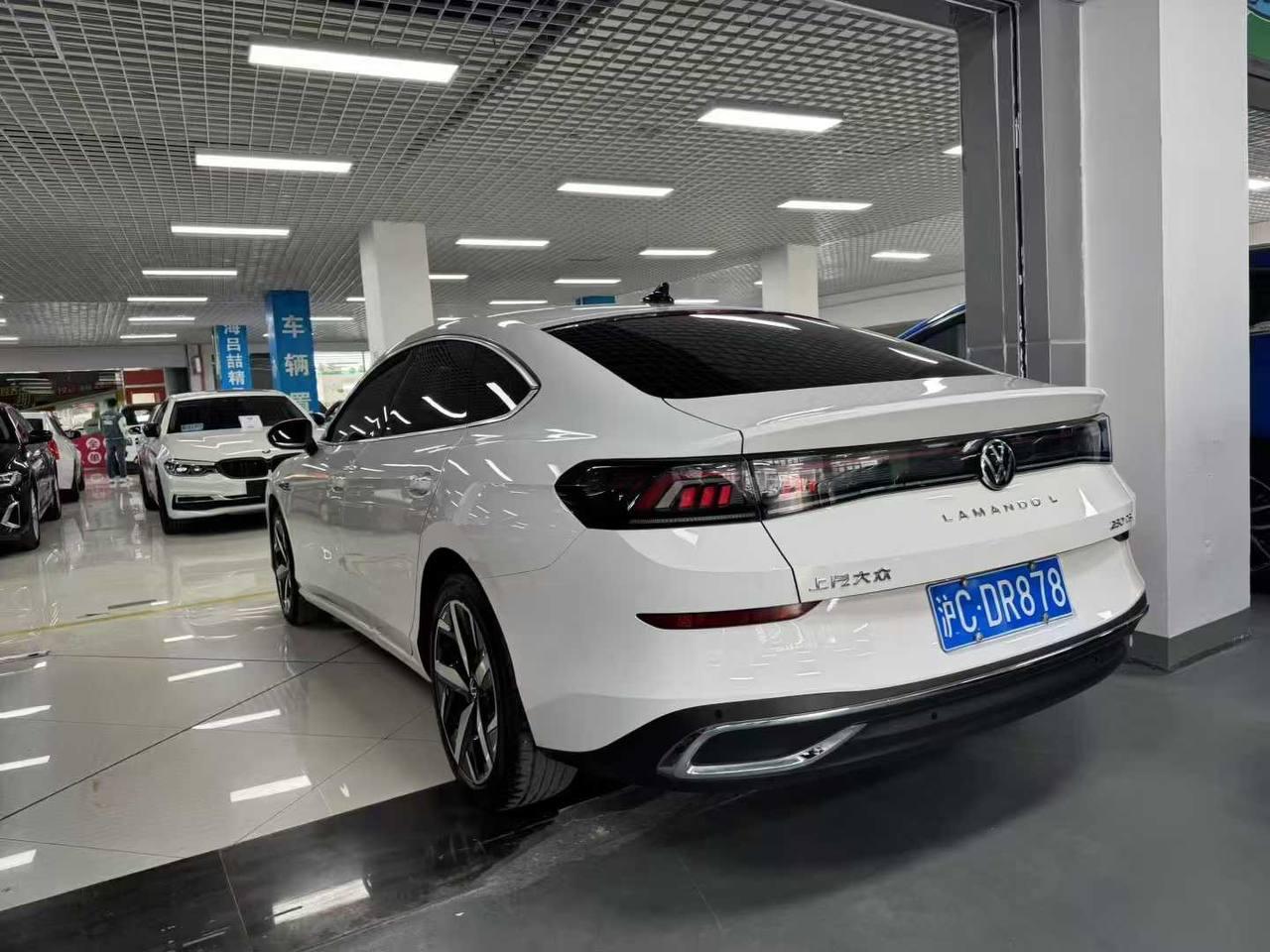 Volkswagen Lamando L 2