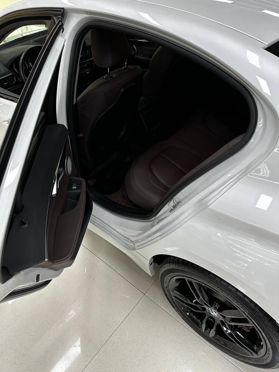 BMW 120i 4