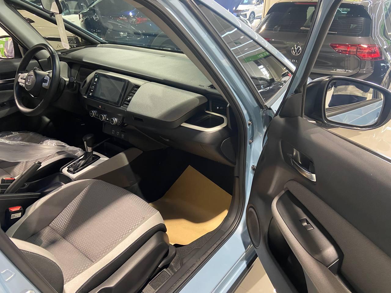 Honda Life CVT CRO-SS 6