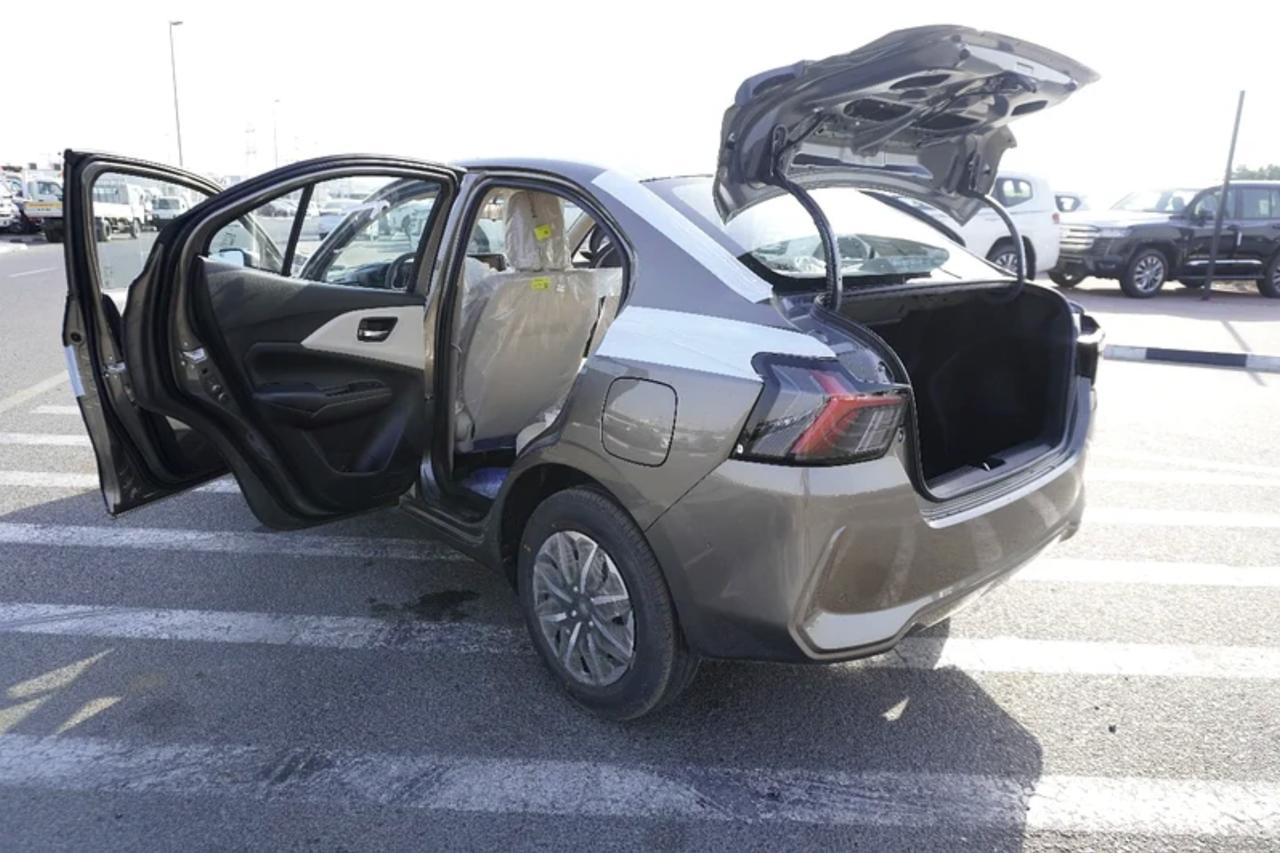 Suzuki DZIRE 7