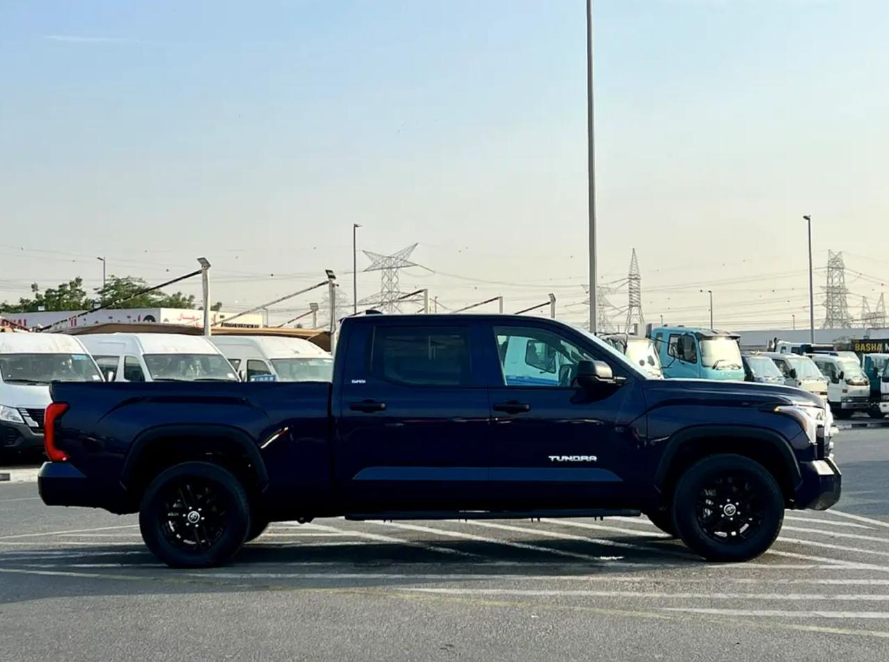 Toyota Tundra SR5 5