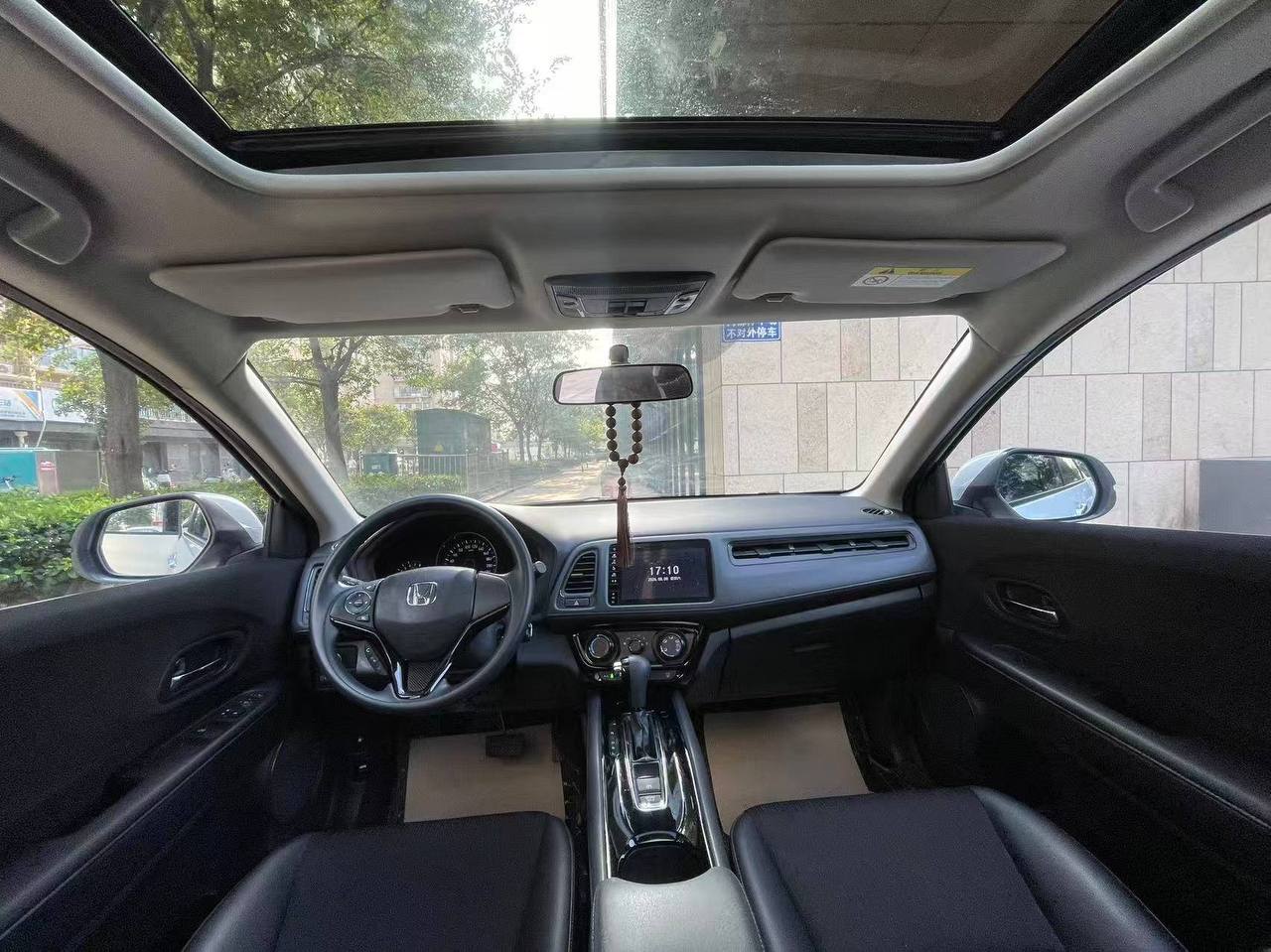 Honda VEZEL 7