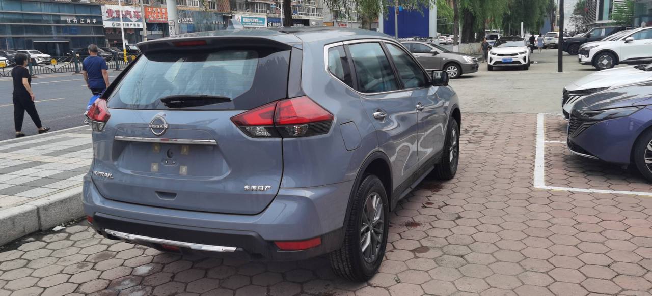 Nissan X-Trail 6