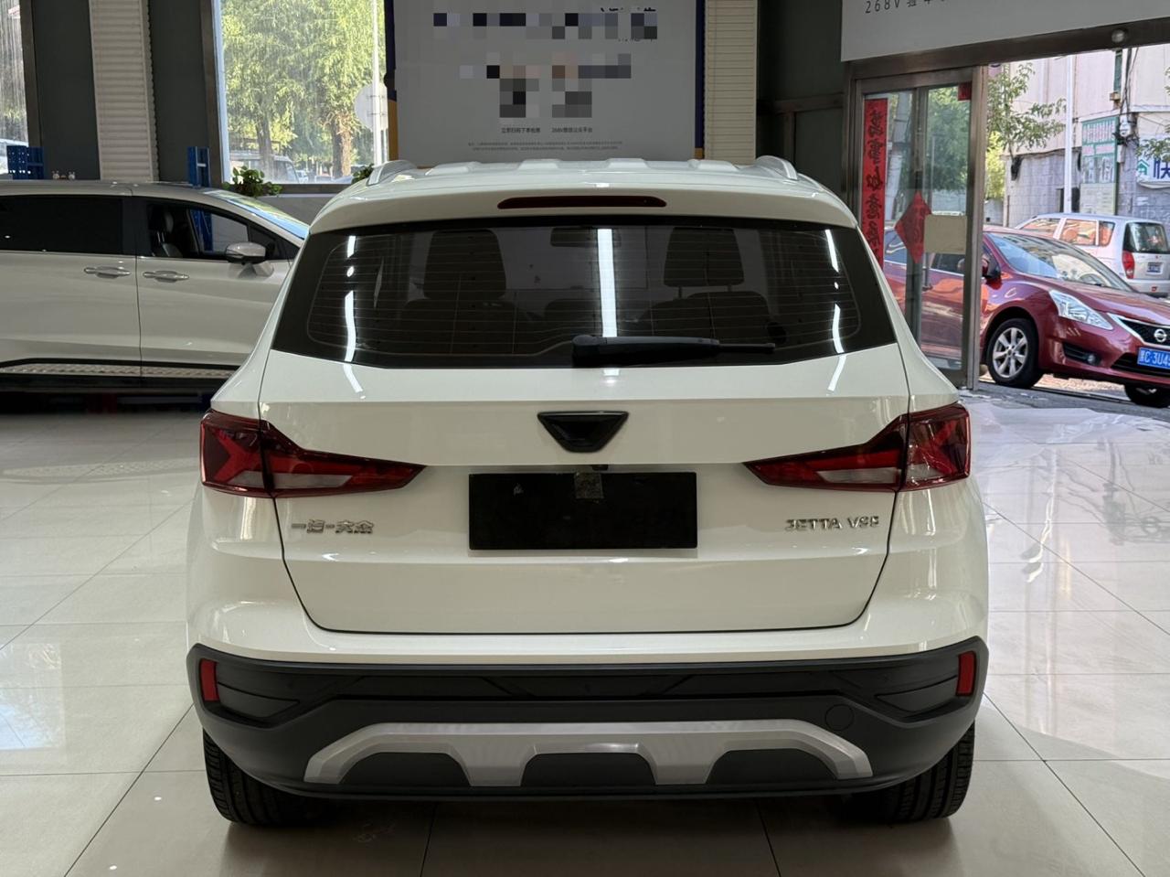 Volkswagen Jetta VS5 3
