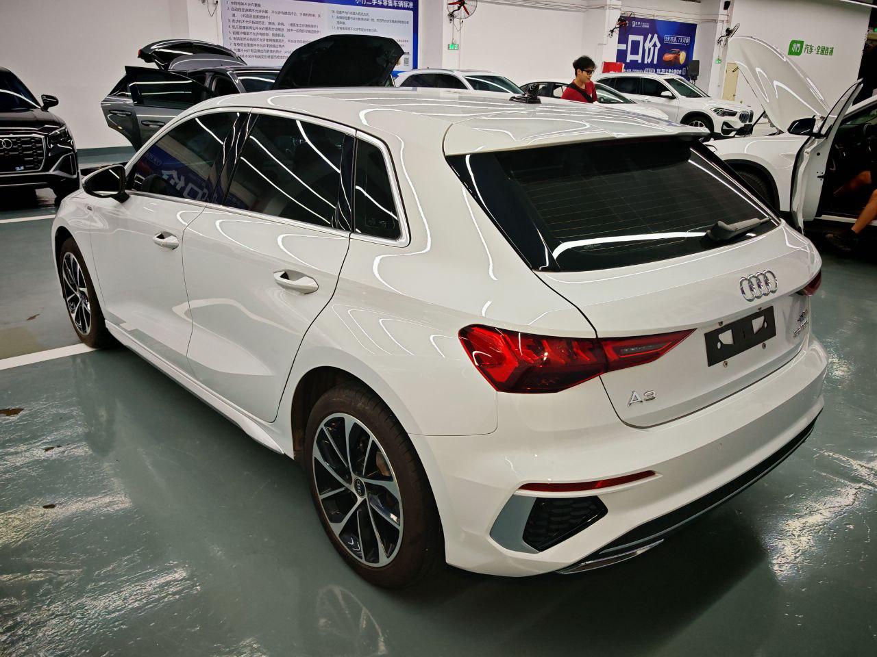 Audi A3 Sportback 4