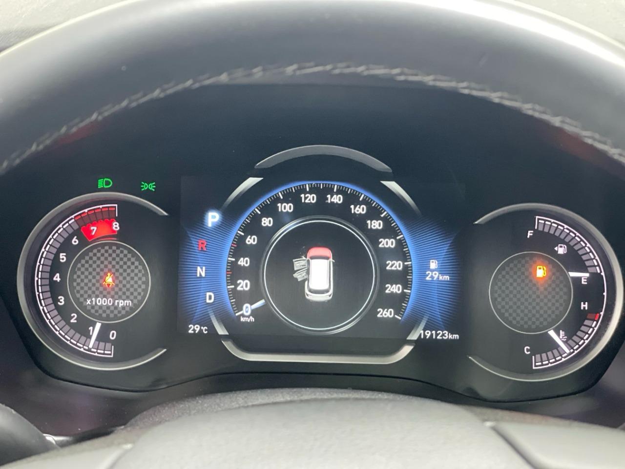 Hyundai SANTA FE 5