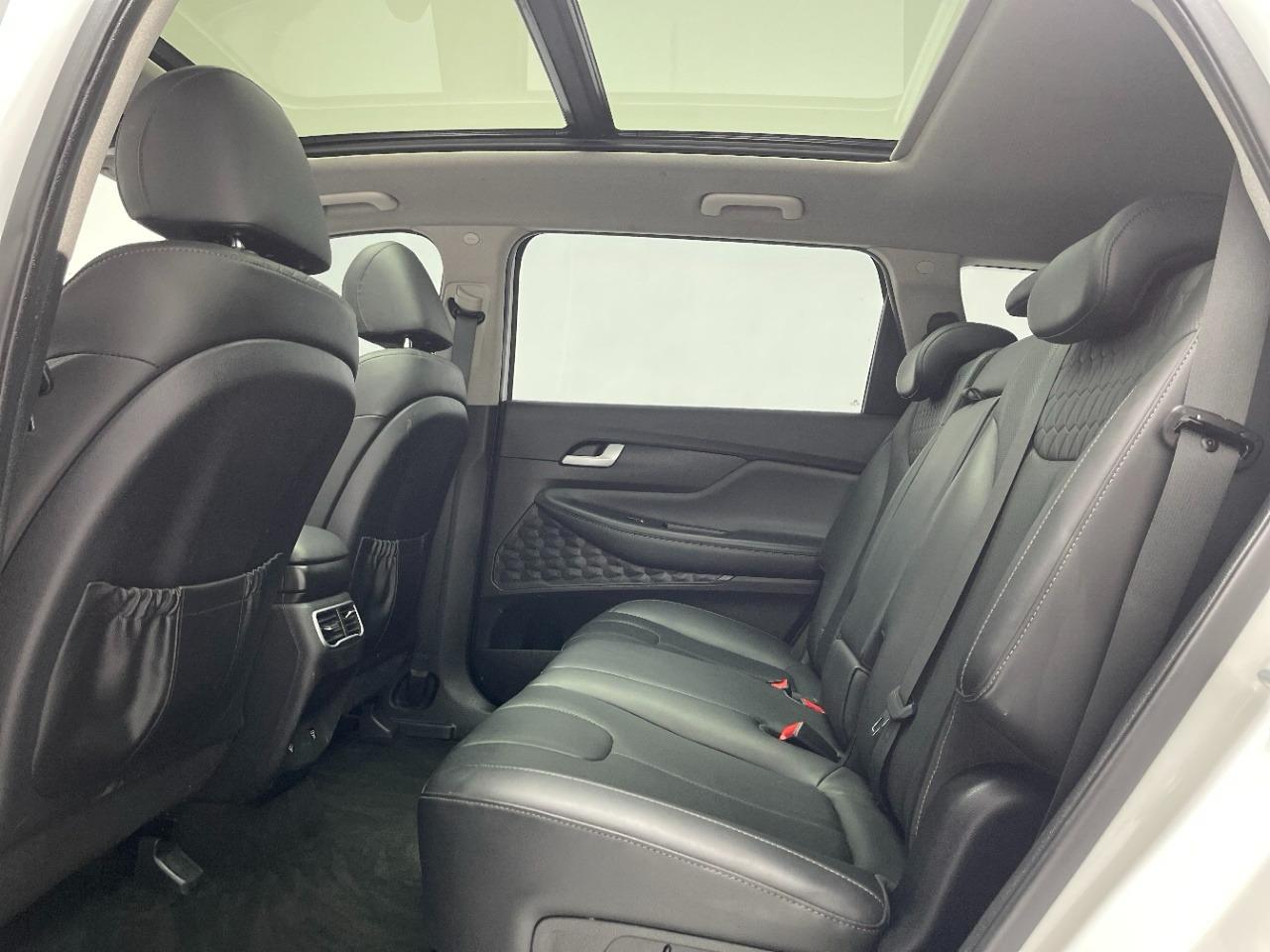 Hyundai SANTA FE 6