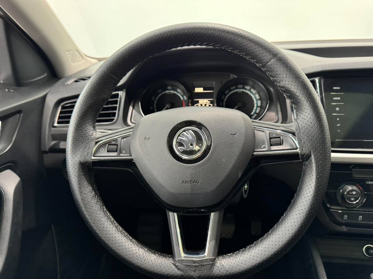 Skoda Kamiq GT 8