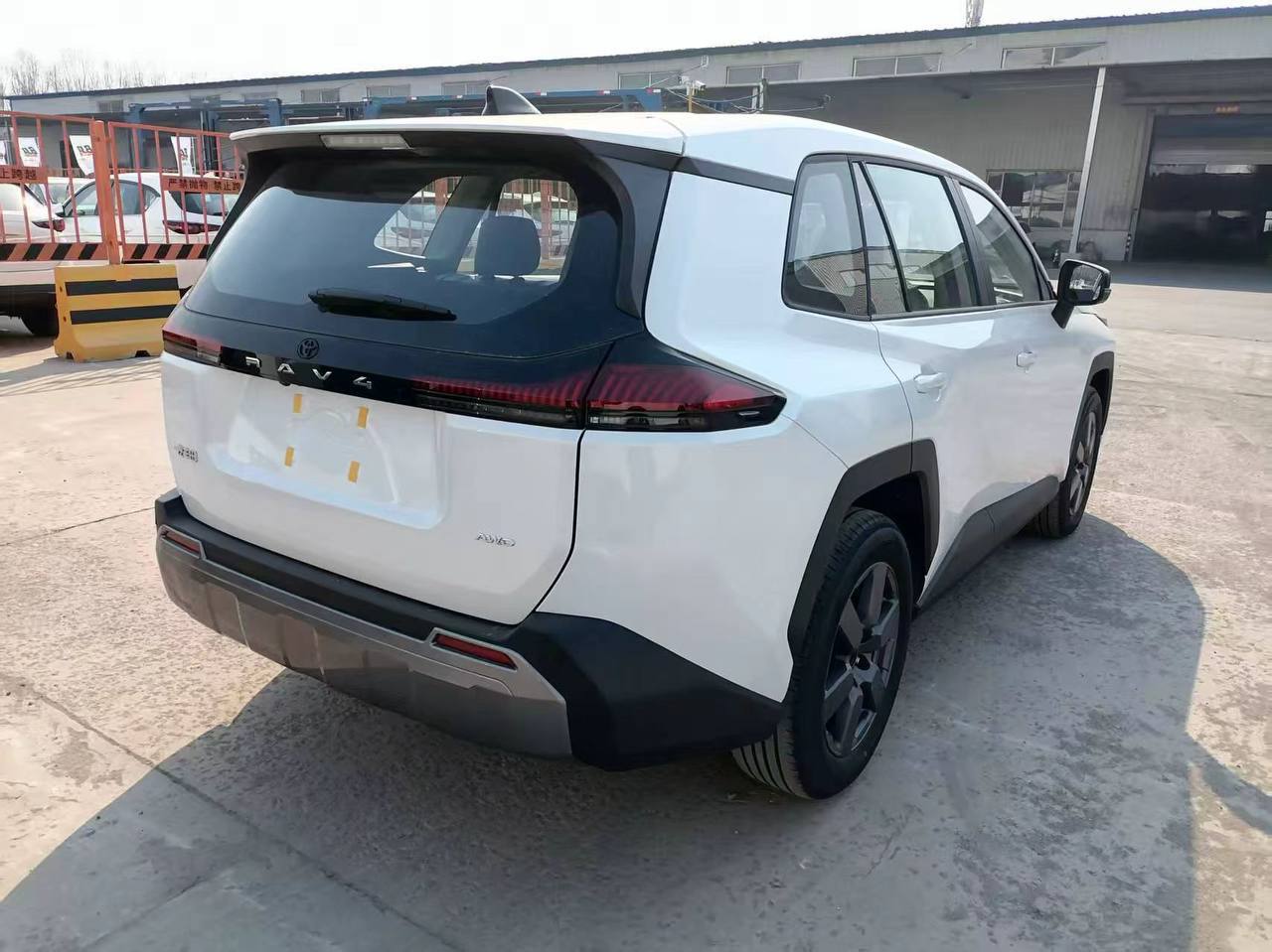 Toyota RAV4 Rongfang 2
