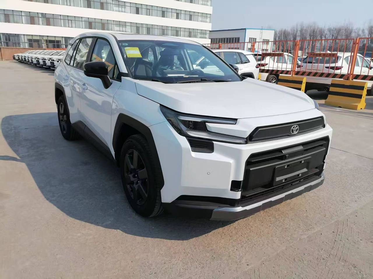 Toyota RAV4 Rongfang 4