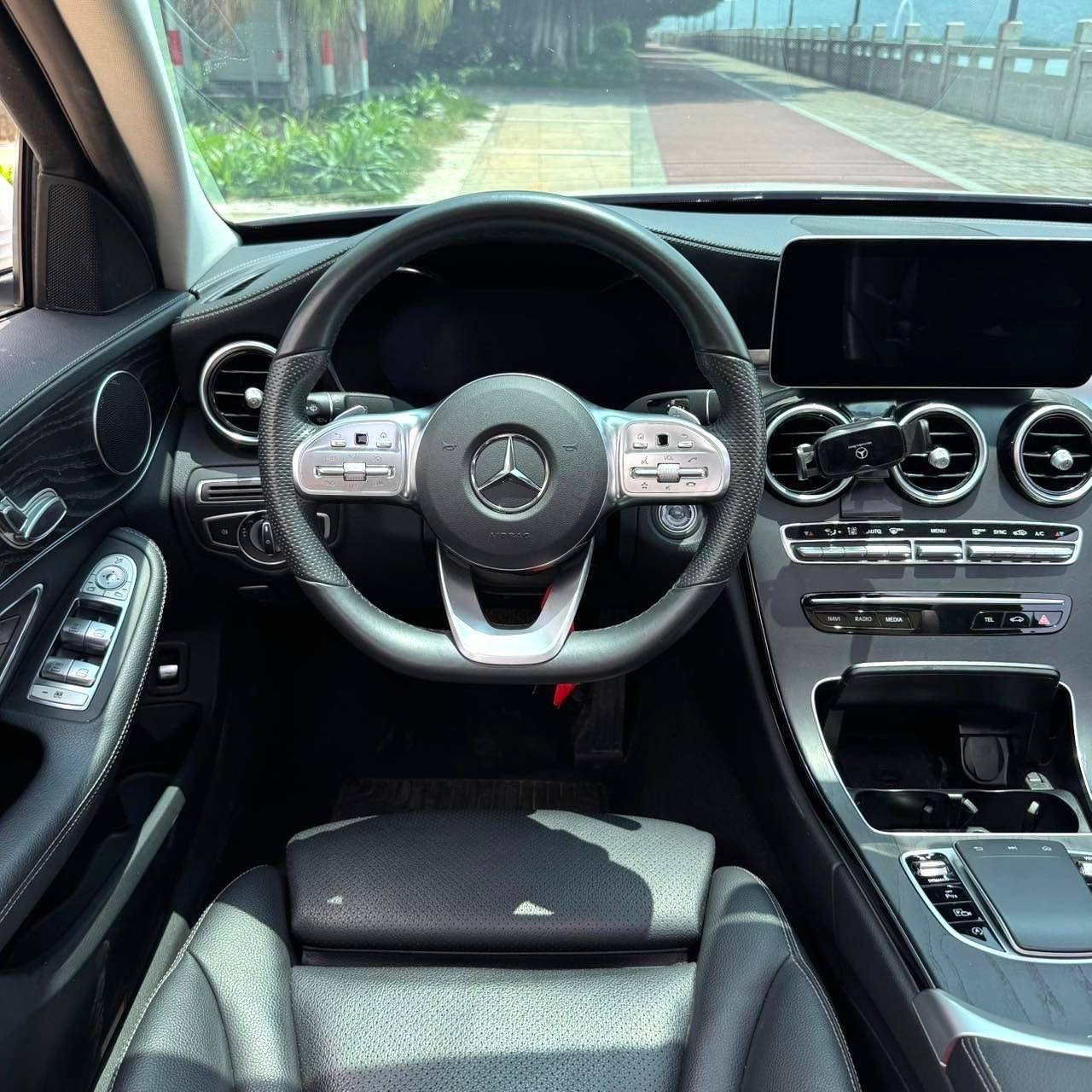 Mercedes-Benz C-Class C 6
