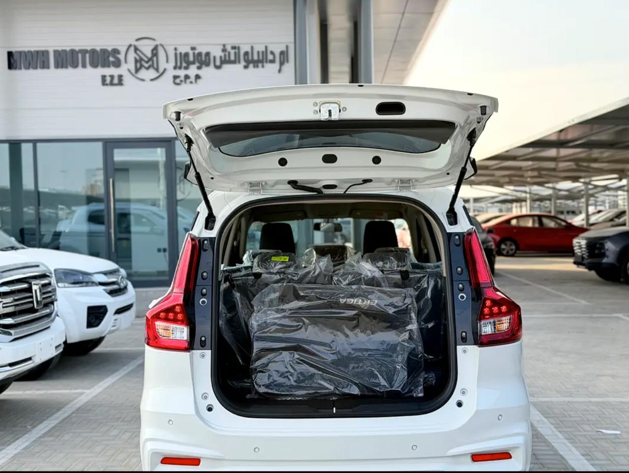 Suzuki ERTIGA GLX 5